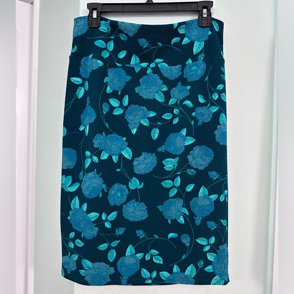 LuLaRoe Cassie skirt, blues & greens, Size Lg.
